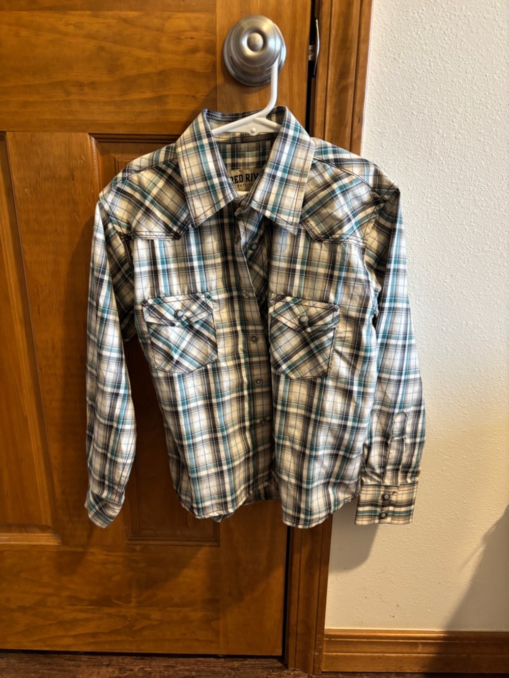 Boys Med (6/7) Red River Plaid Button-Up Shirt in Teal & Cream - NWT